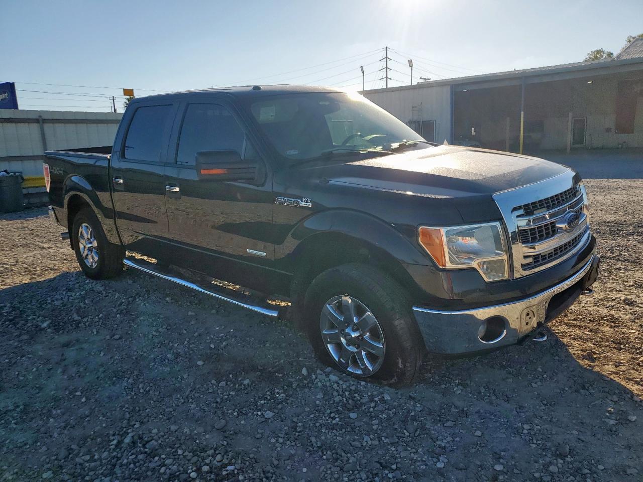 FORD F-150 SUPERCREW