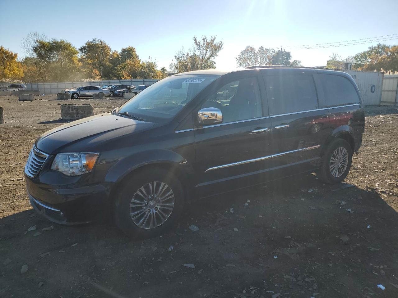 CHRYSLER TOWN & COUNTRY TOURING L
