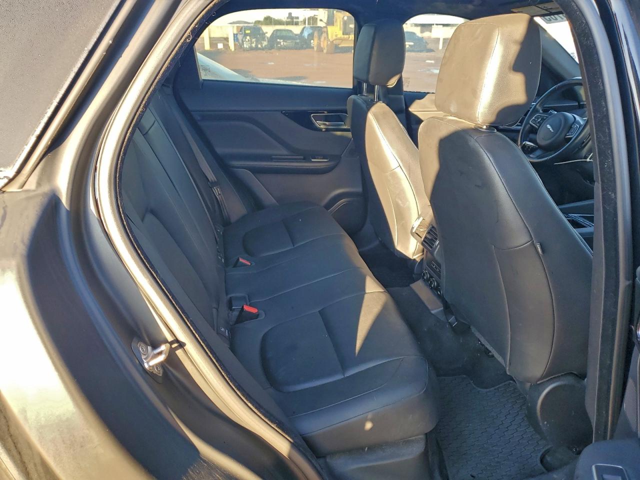 JAGUAR F-PACE PREMIUM