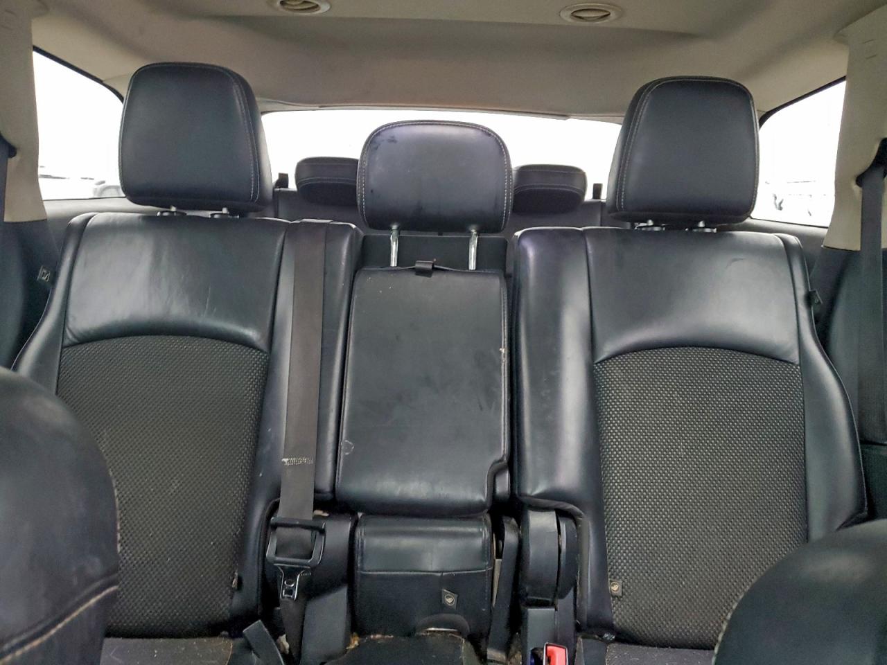 DODGE JOURNEY CROSSROAD