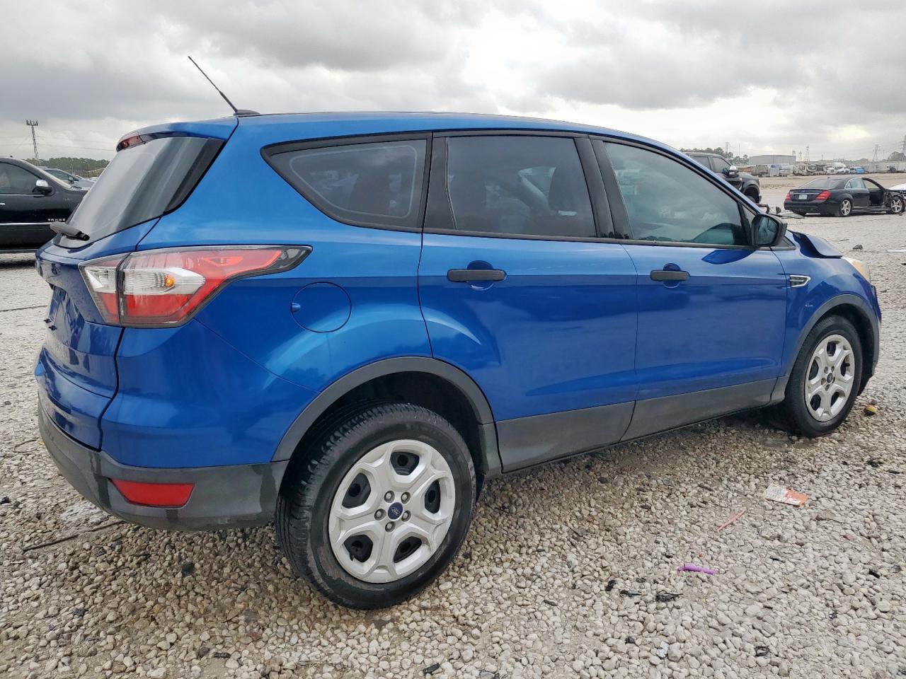 FORD ESCAPE S
