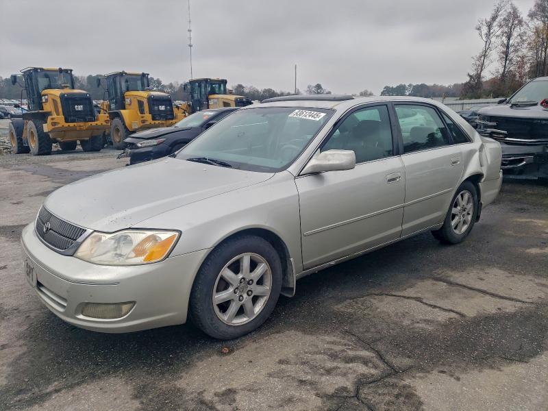 Global Auto Auctions: 2001 TOYOTA AVALON XL