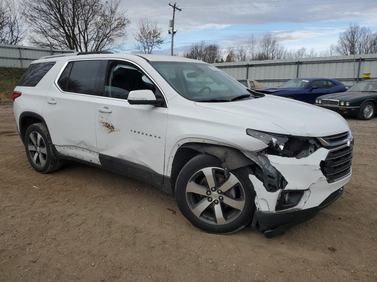 CHEVROLET TRAVERSE LT