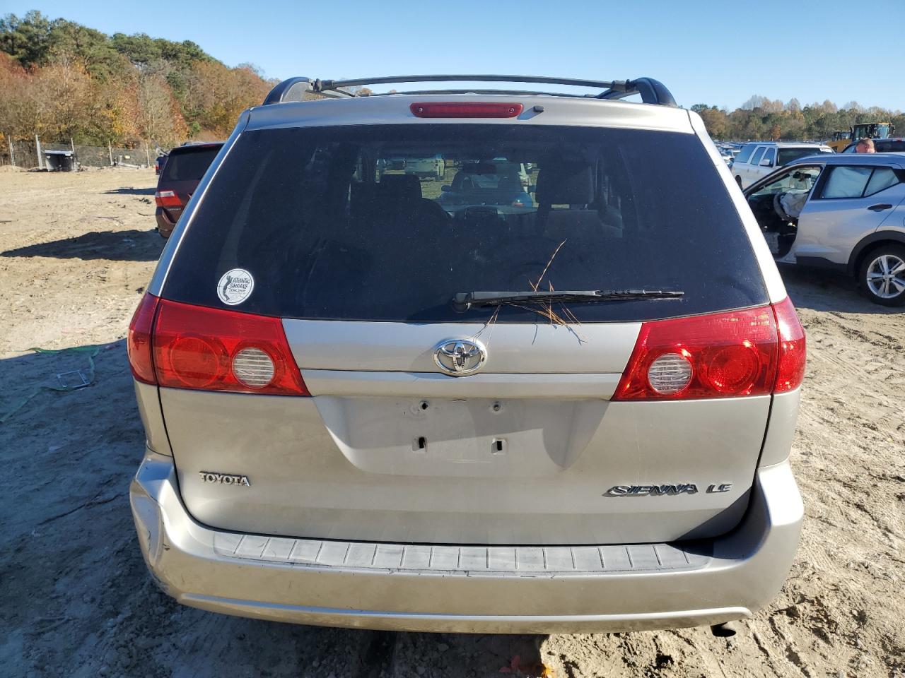 Lot #3291404168 2007 TOYOTA SIENNA CE