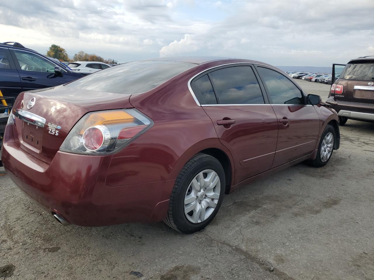 NISSAN ALTIMA BASE