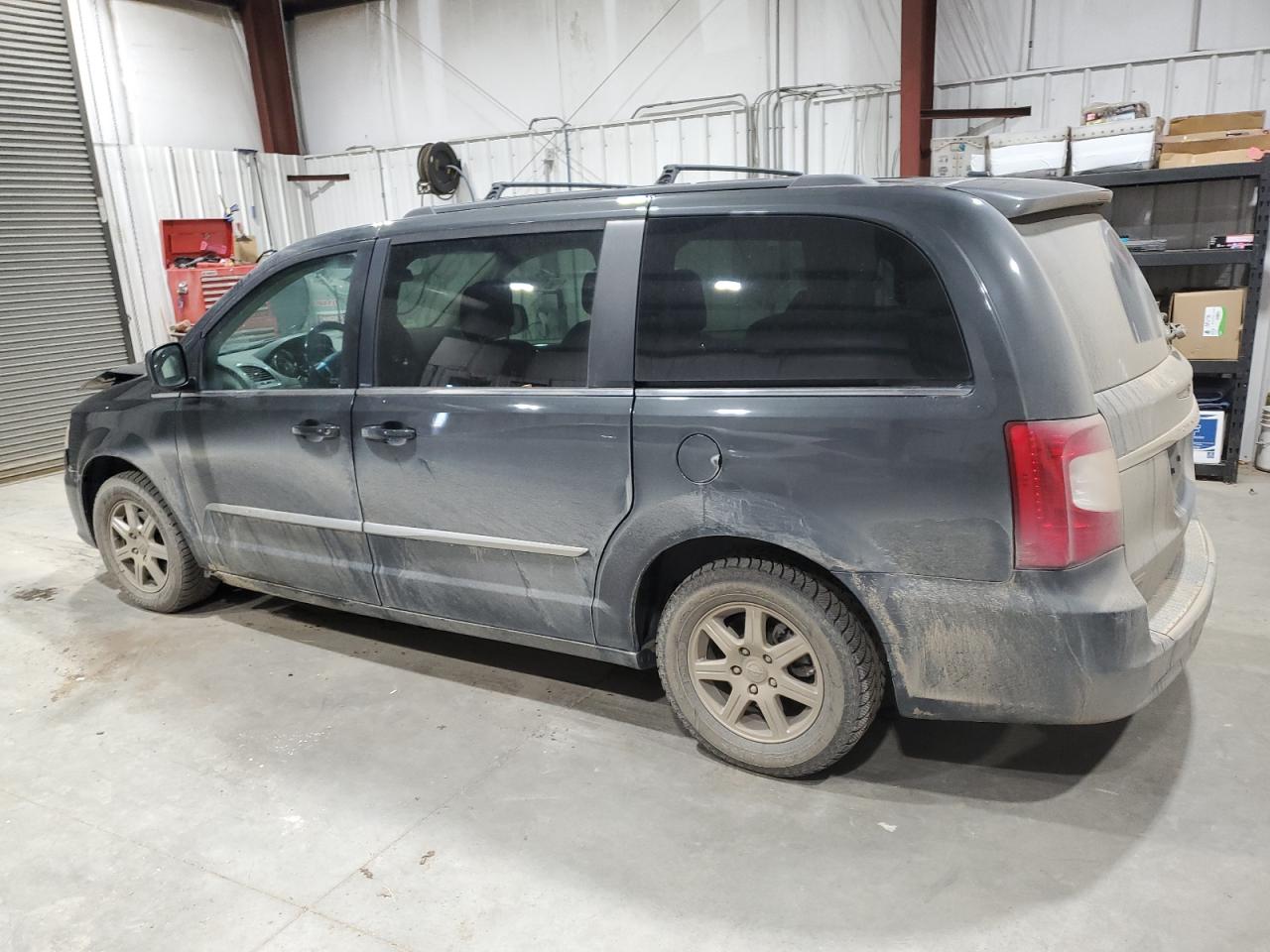 CHRYSLER TOWN & COUNTRY TOURING