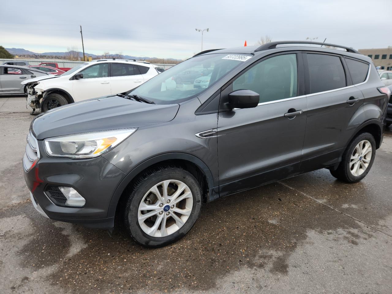 FORD ESCAPE SE