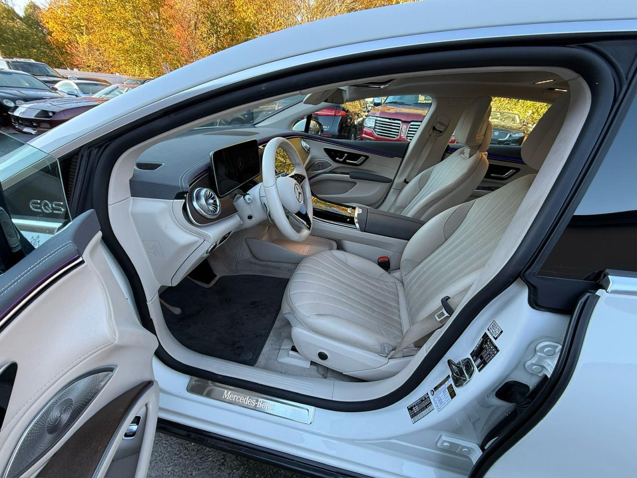 MERCEDES-BENZ EQS 450+