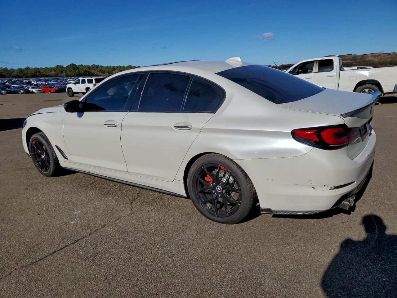 Lot #3315888126 2017 BMW 540 XI