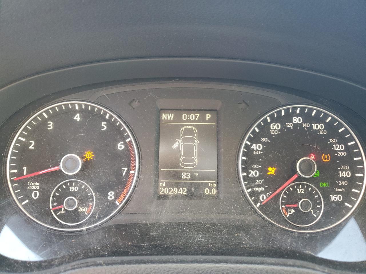 VOLKSWAGEN PASSAT SE