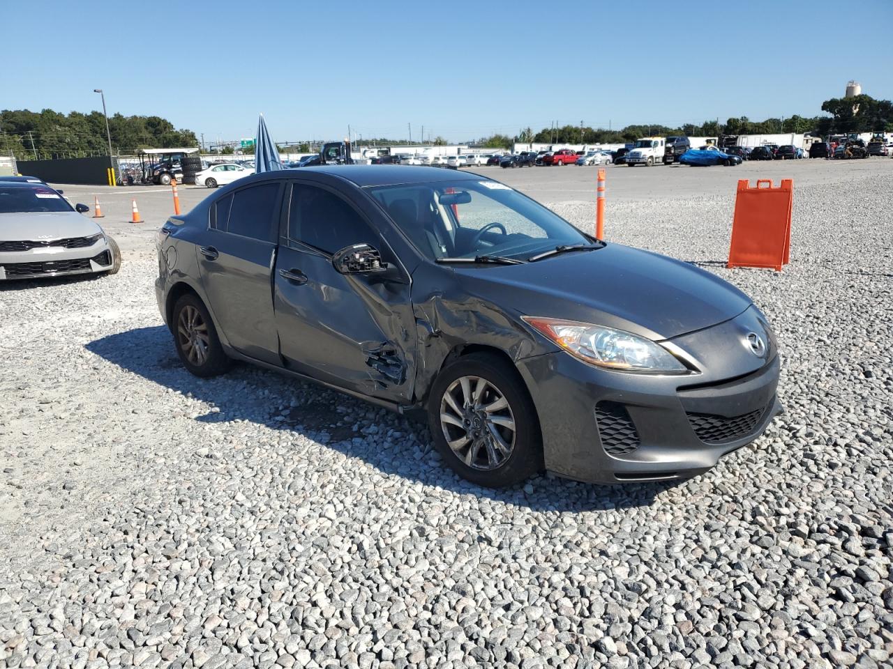 MAZDA 3 I