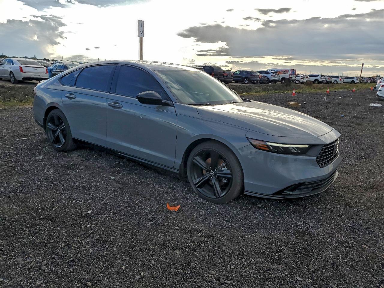 HONDA ACCORD HYBRID SPORT-L