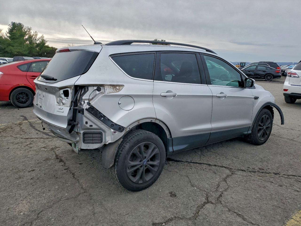 FORD ESCAPE SE