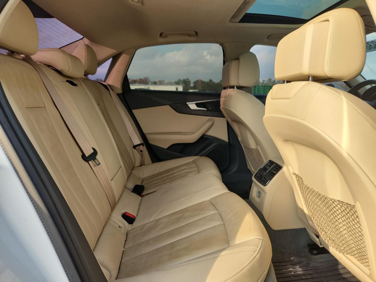 AUDI A4 ULTRA PREMIUM