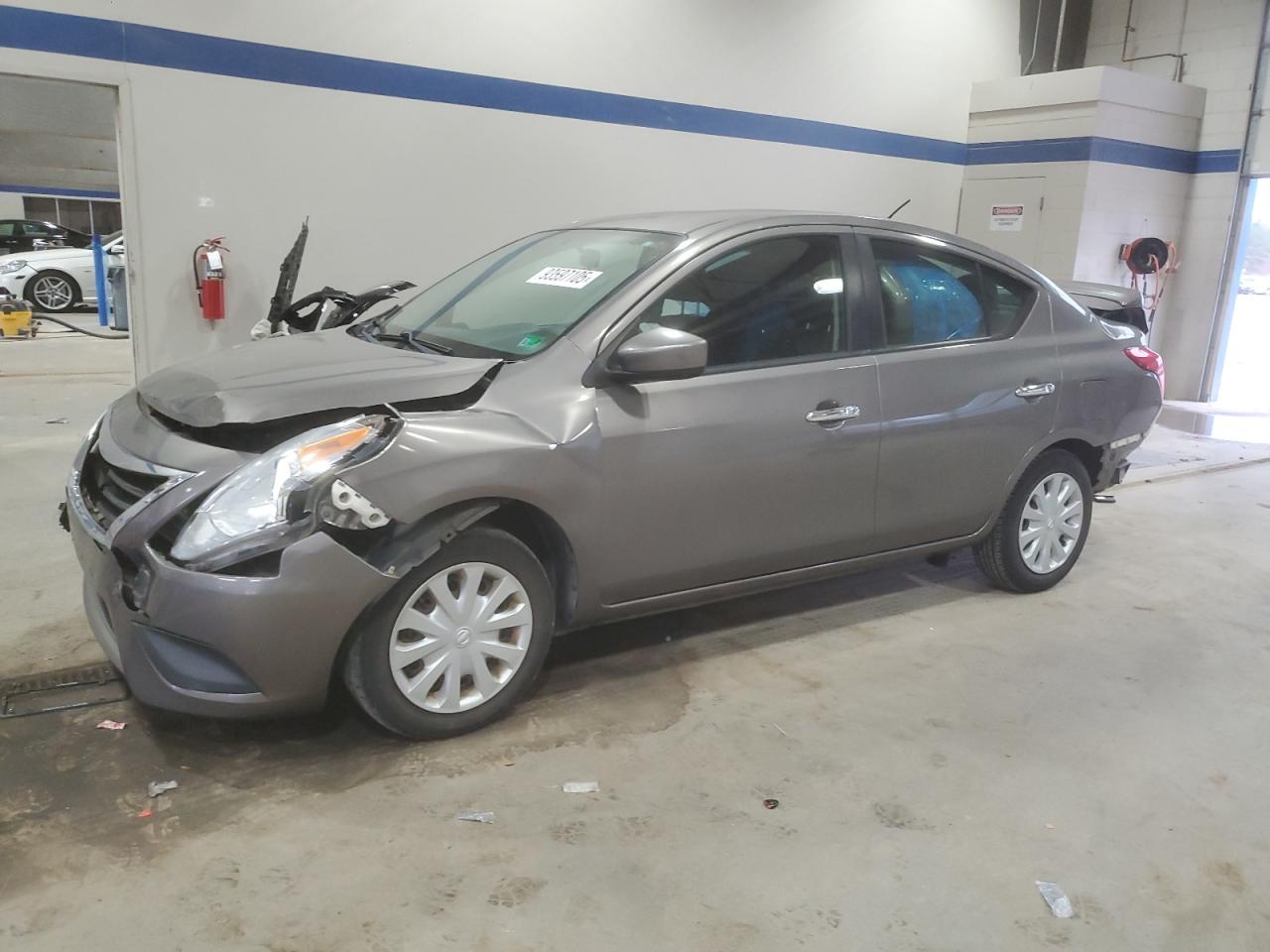 NISSAN VERSA S