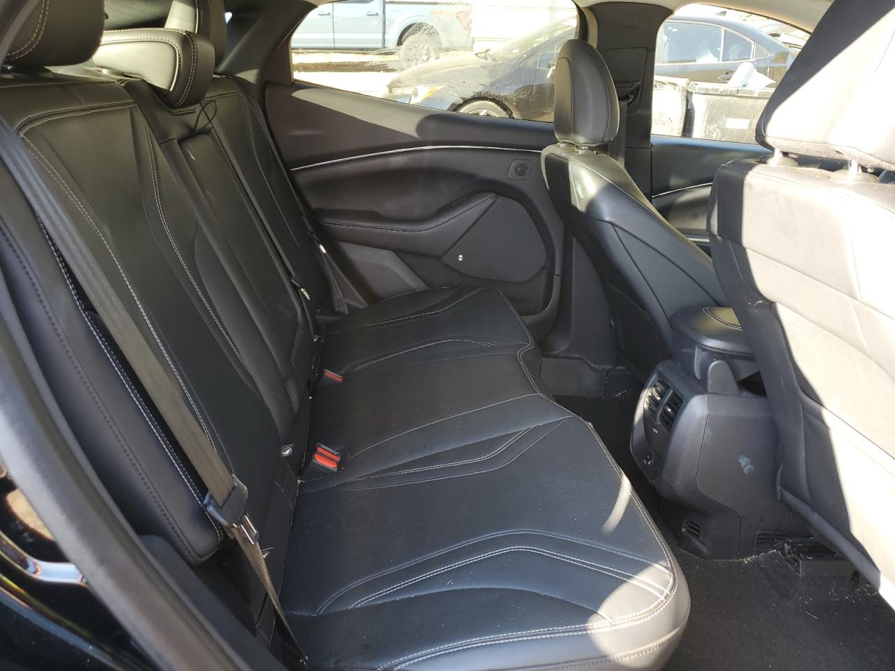 FORD MUSTANG PREMIUM