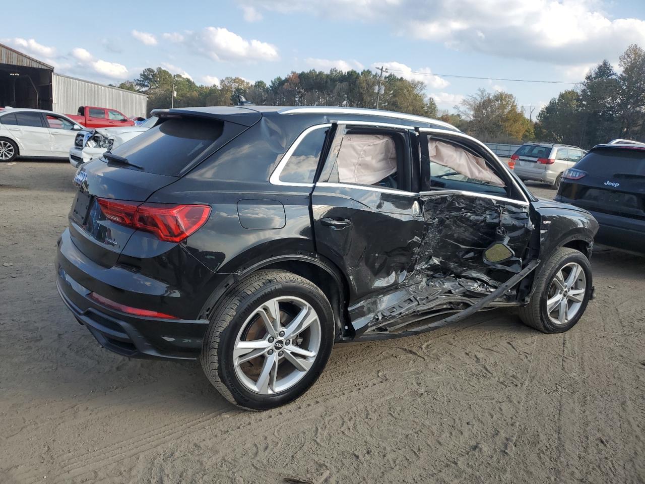 AUDI Q3 PREMIUM S LINE 45