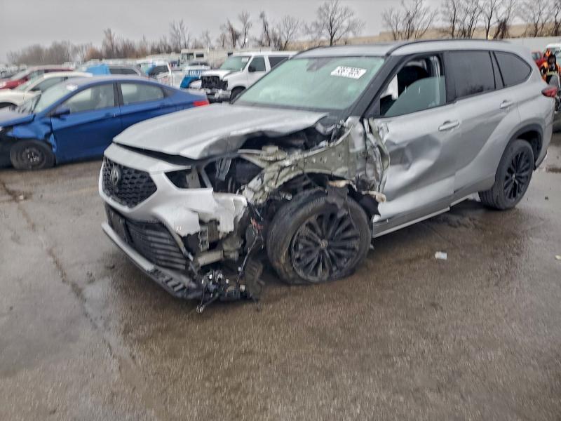 Global Auto Auctions: 2023 TOYOTA HIGHLANDER