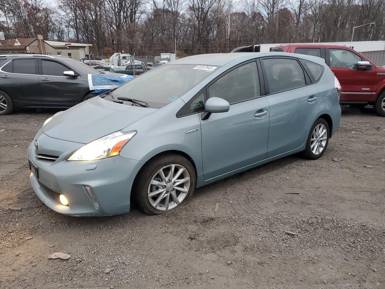 TOYOTA PRIUS V