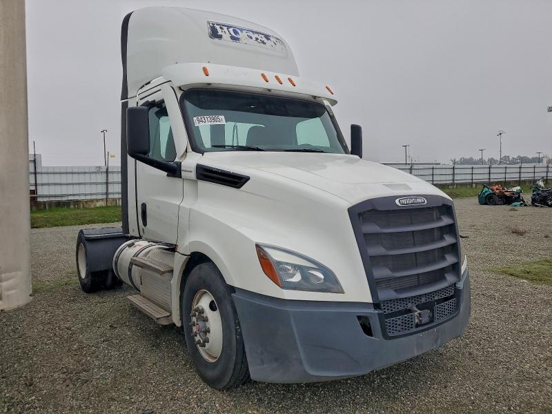 2022 FREIGHTLINER CASCADIA 1 #3296320462