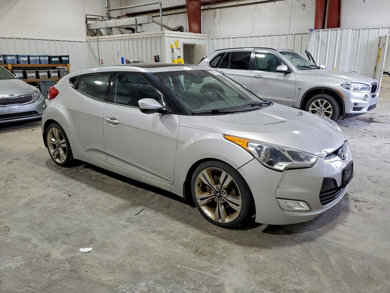 HYUNDAI VELOSTER