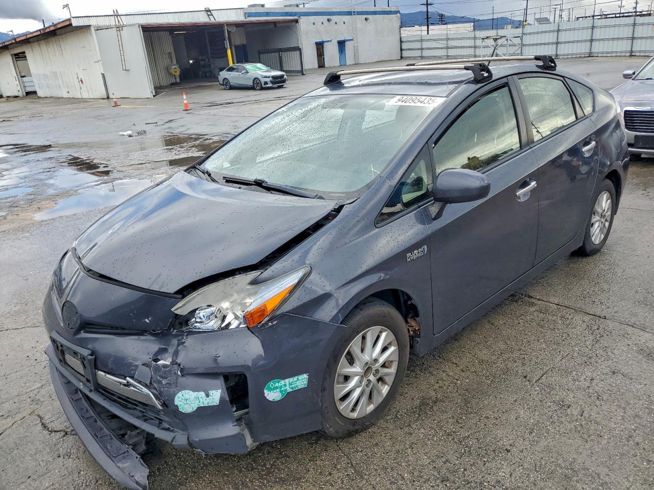 Lot #3309605597 2015 TOYOTA PRIUS PLUG