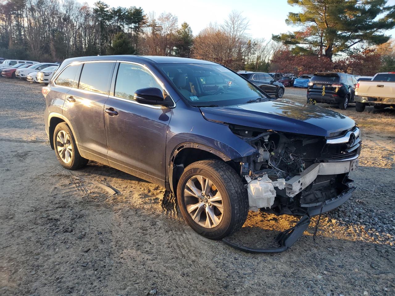 TOYOTA HIGHLANDER LE