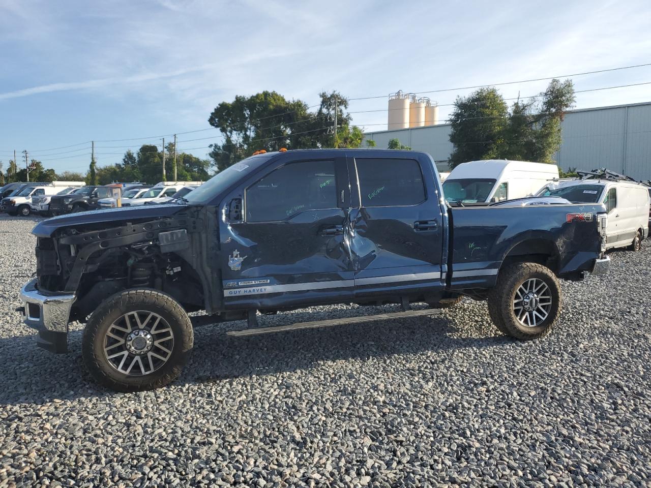 FORD F-250 SUPER DUTY