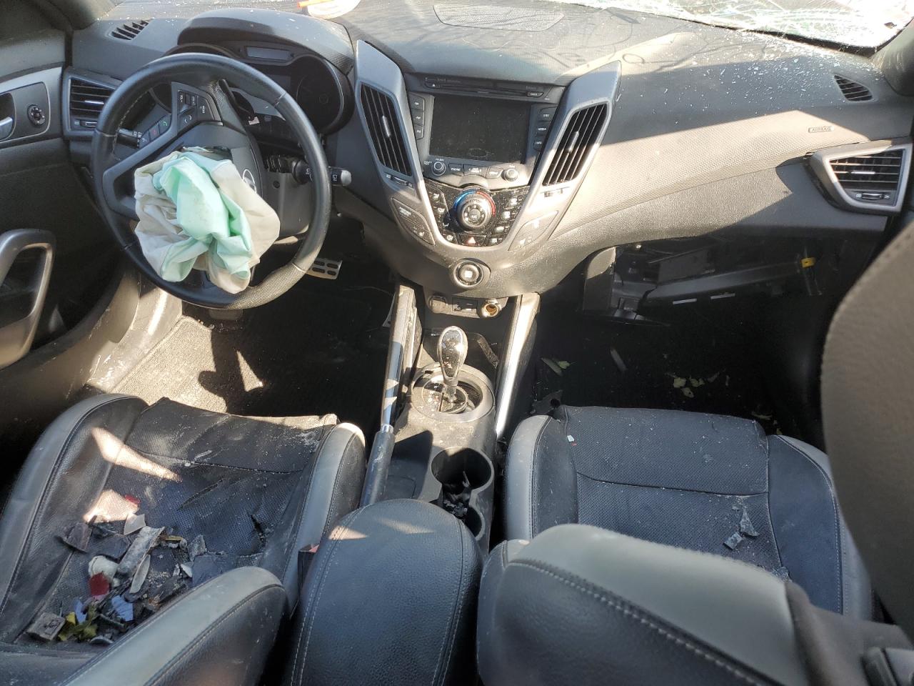 HYUNDAI VELOSTER TURBO