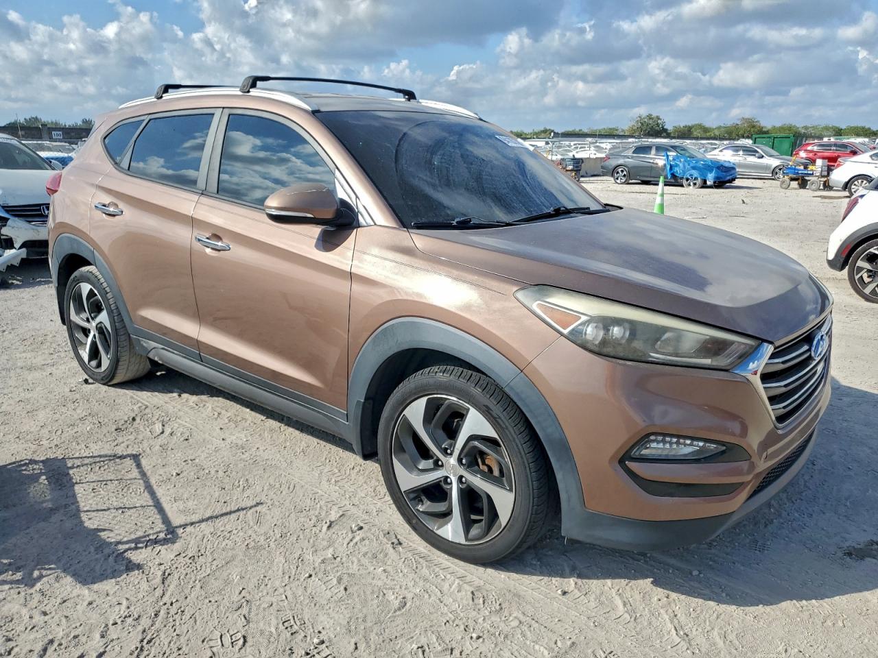 HYUNDAI TUCSON LIMITED