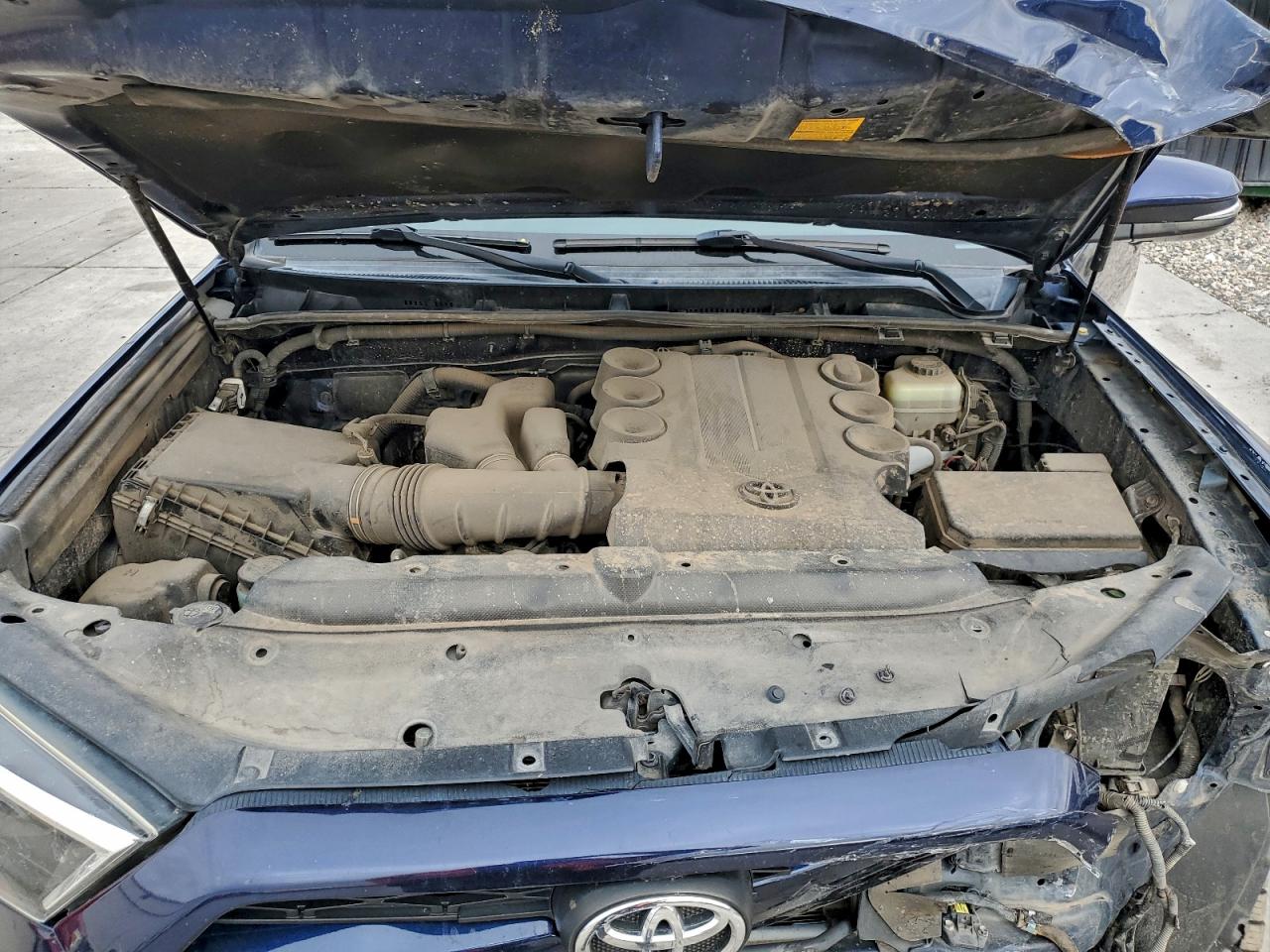 TOYOTA 4RUNNER SR5/SR5 PREMIUM