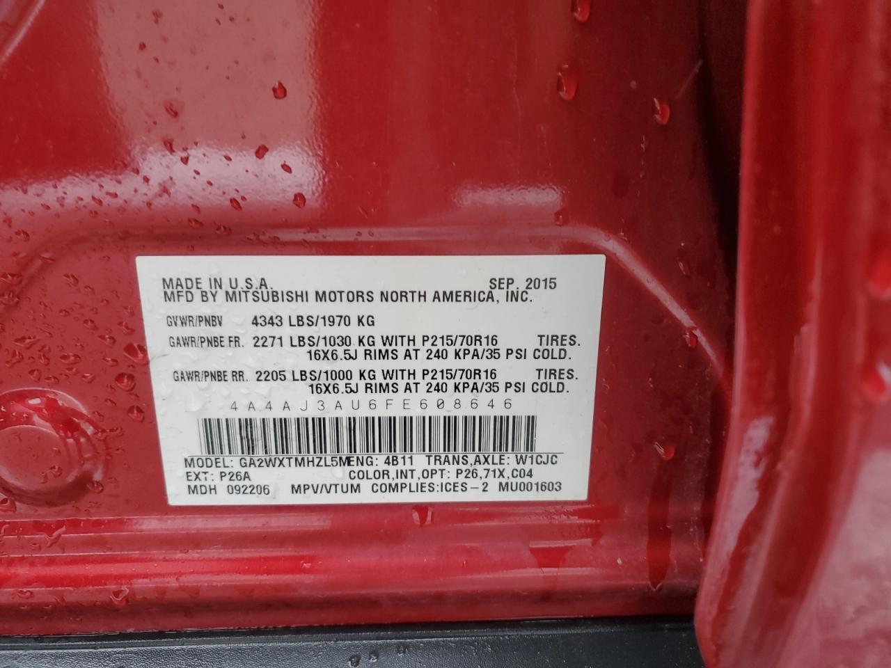 MITSUBISHI OUTLANDER SE