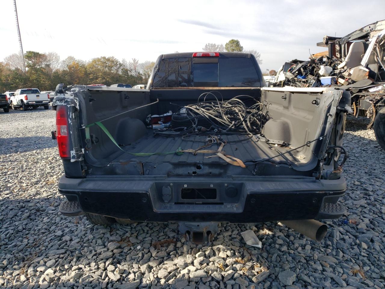 GMC SIERRA K3500 DENALI