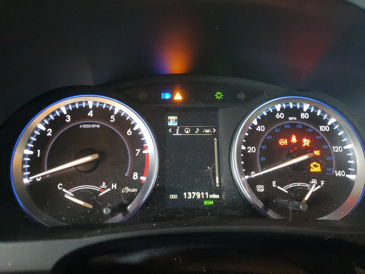 TOYOTA HIGHLANDER SE