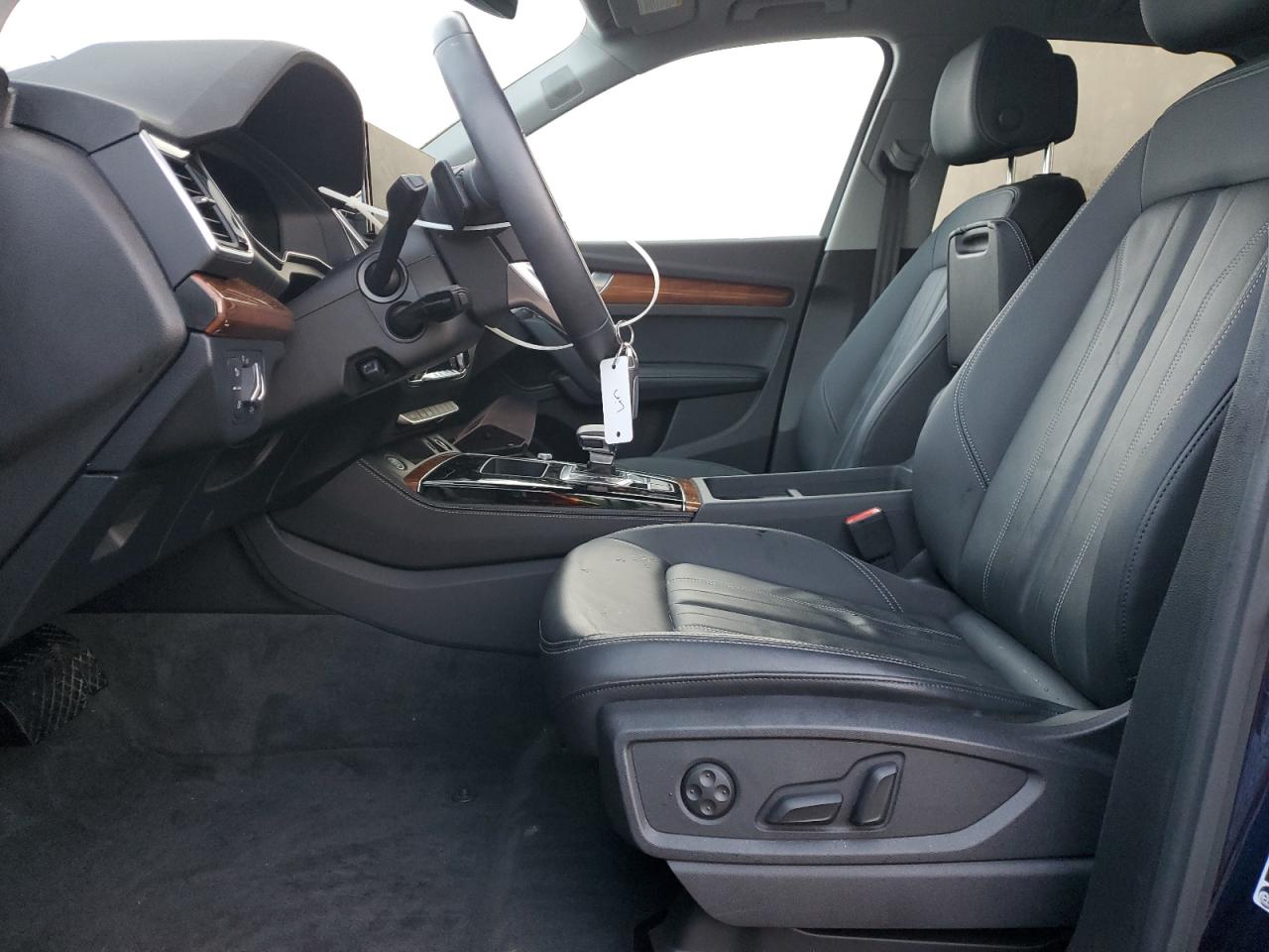 AUDI Q5 PREMIUM PLUS 45