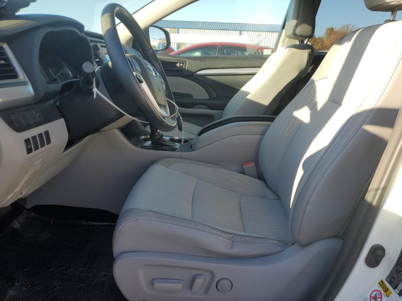 TOYOTA HIGHLANDER LE