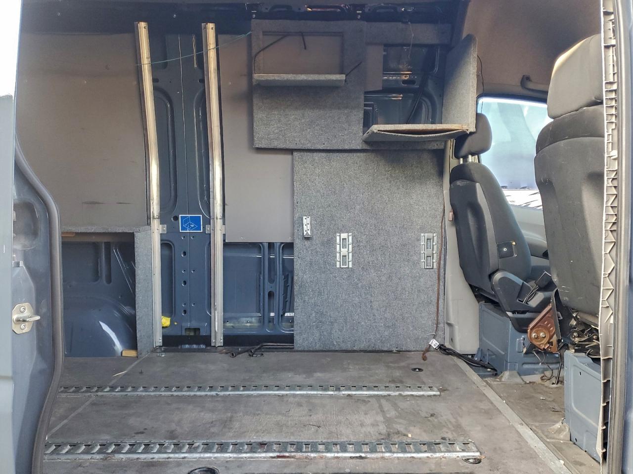 MERCEDES-BENZ SPRINTER 2500