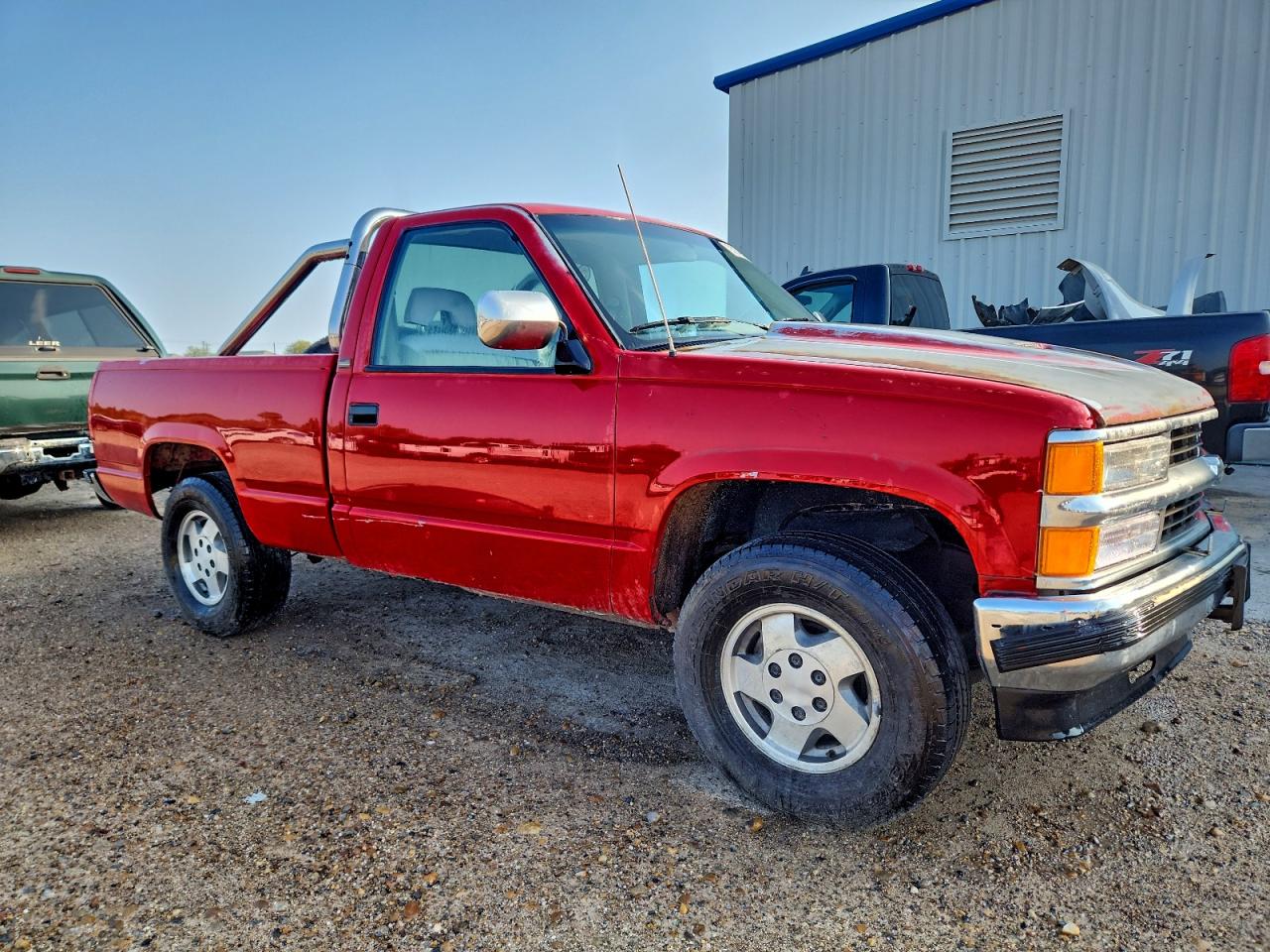 Lot #3297083515 1993 CHEVROLET GMT-400 K1