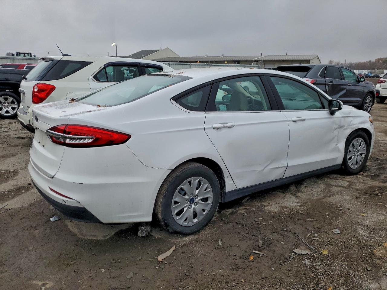 FORD FUSION S