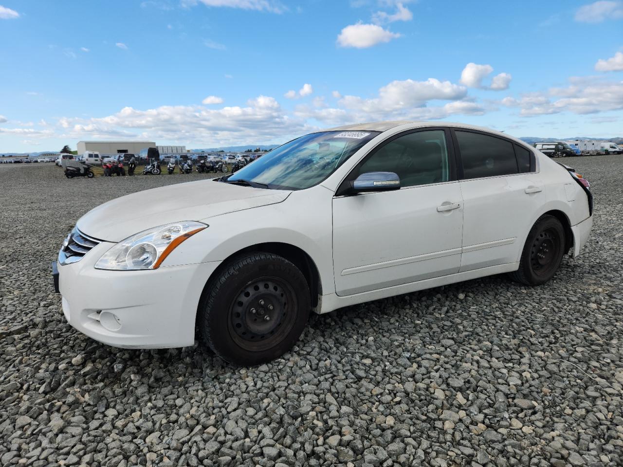 NISSAN ALTIMA BASE
