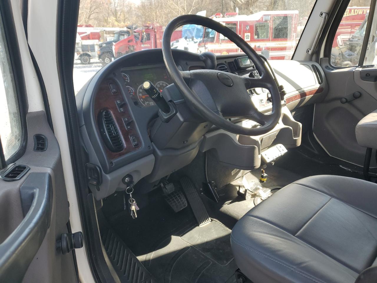 Lot #3309107154 2021 FREIGHTLINER M2 106 MED