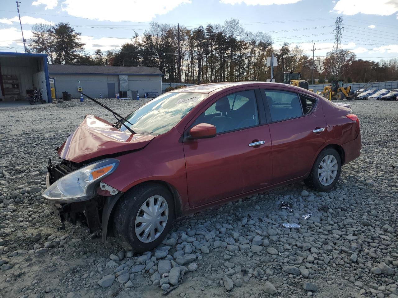 NISSAN VERSA S