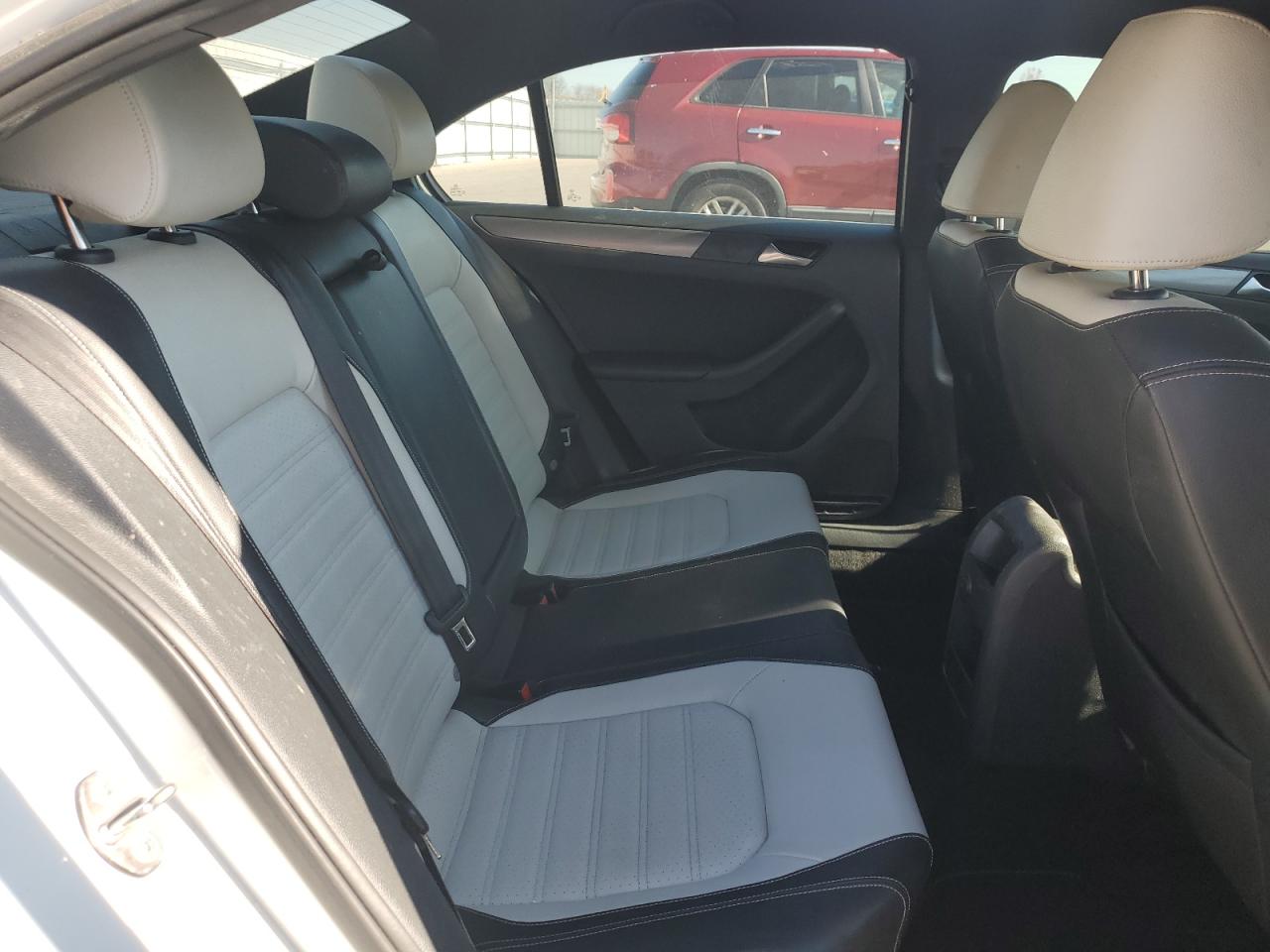 VOLKSWAGEN JETTA SPORT