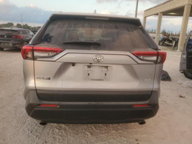 2019 TOYOTA RAV4 XLE P #3301782376