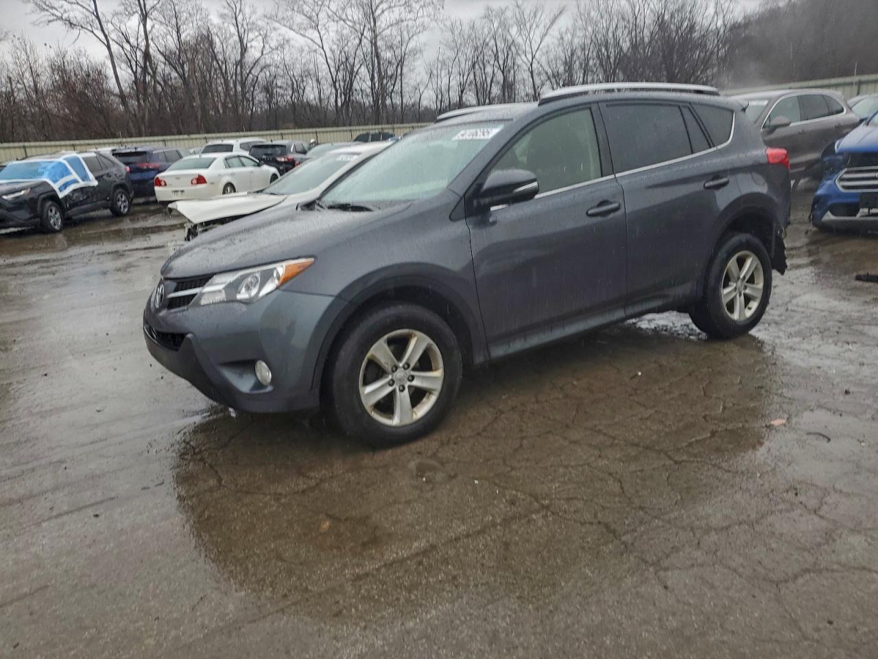 TOYOTA RAV4 XLE
