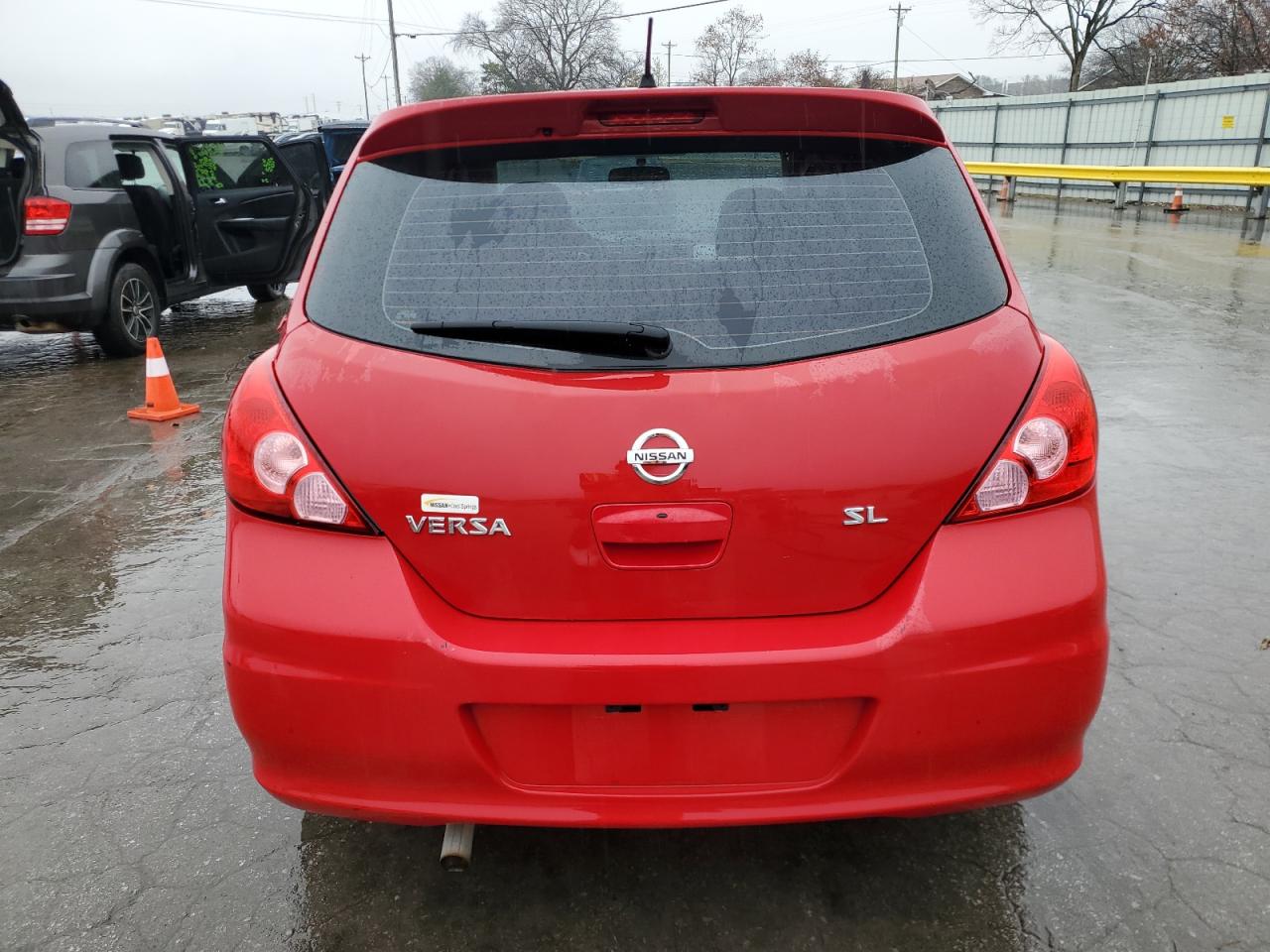 NISSAN VERSA S