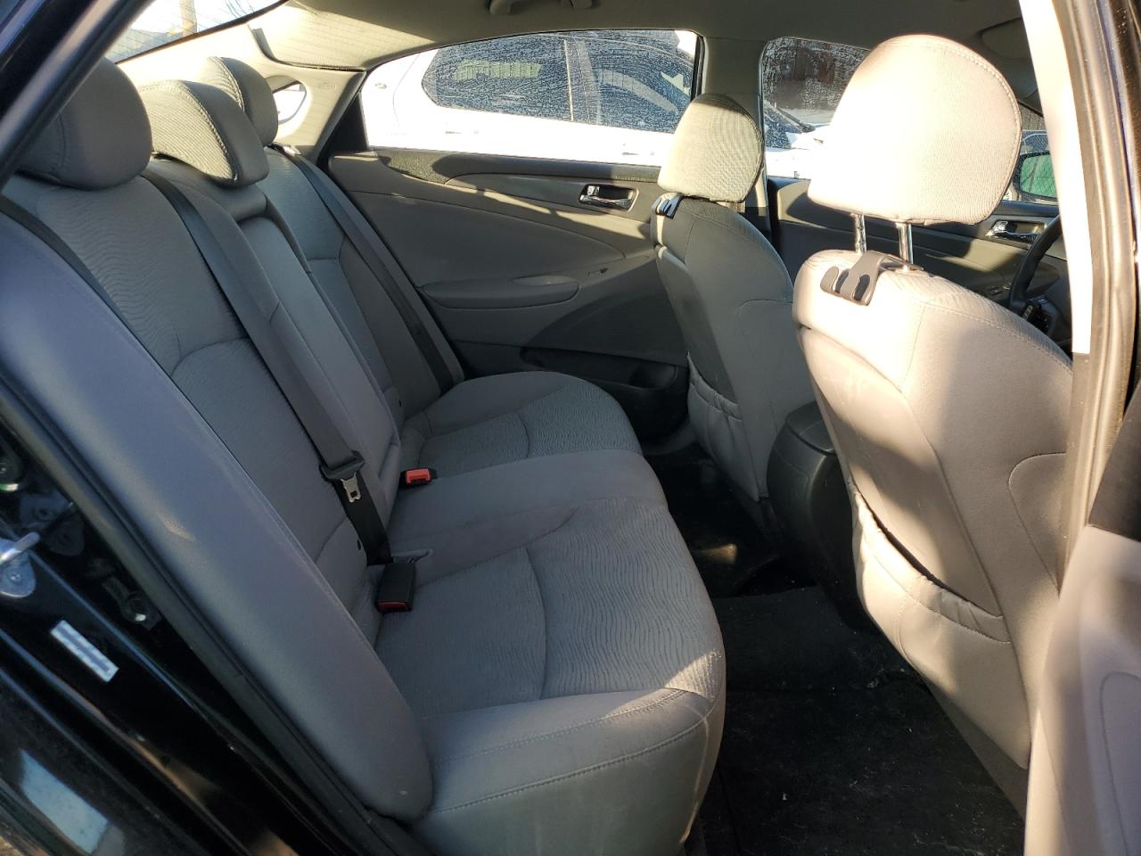 HYUNDAI SONATA HYBRID