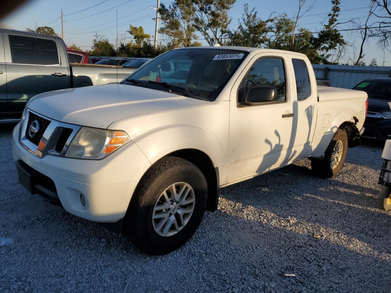 NISSAN FRONTIER SV