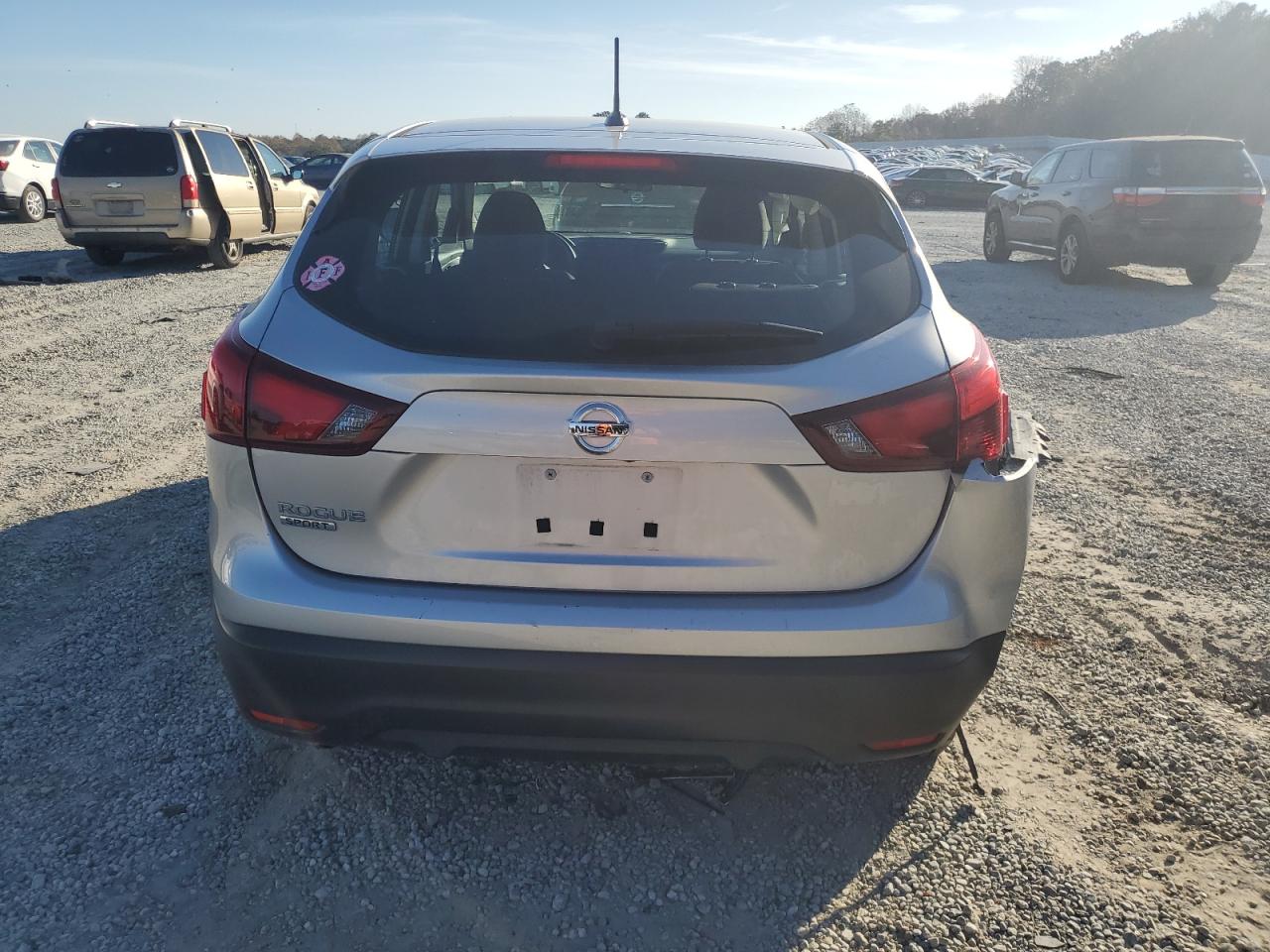 NISSAN ROGUE SPORT S