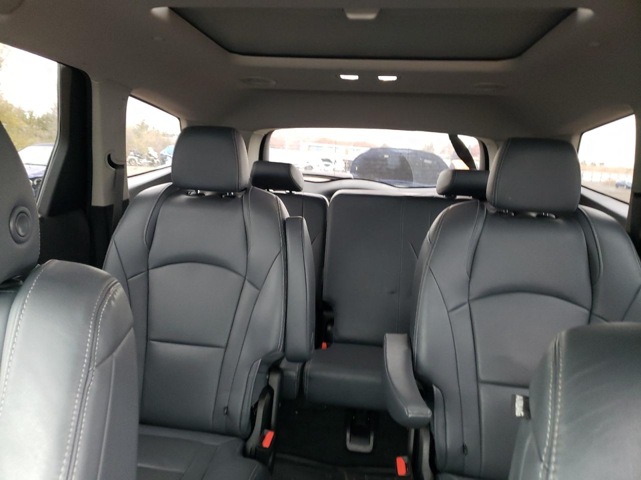 BUICK ENCLAVE ESSENCE